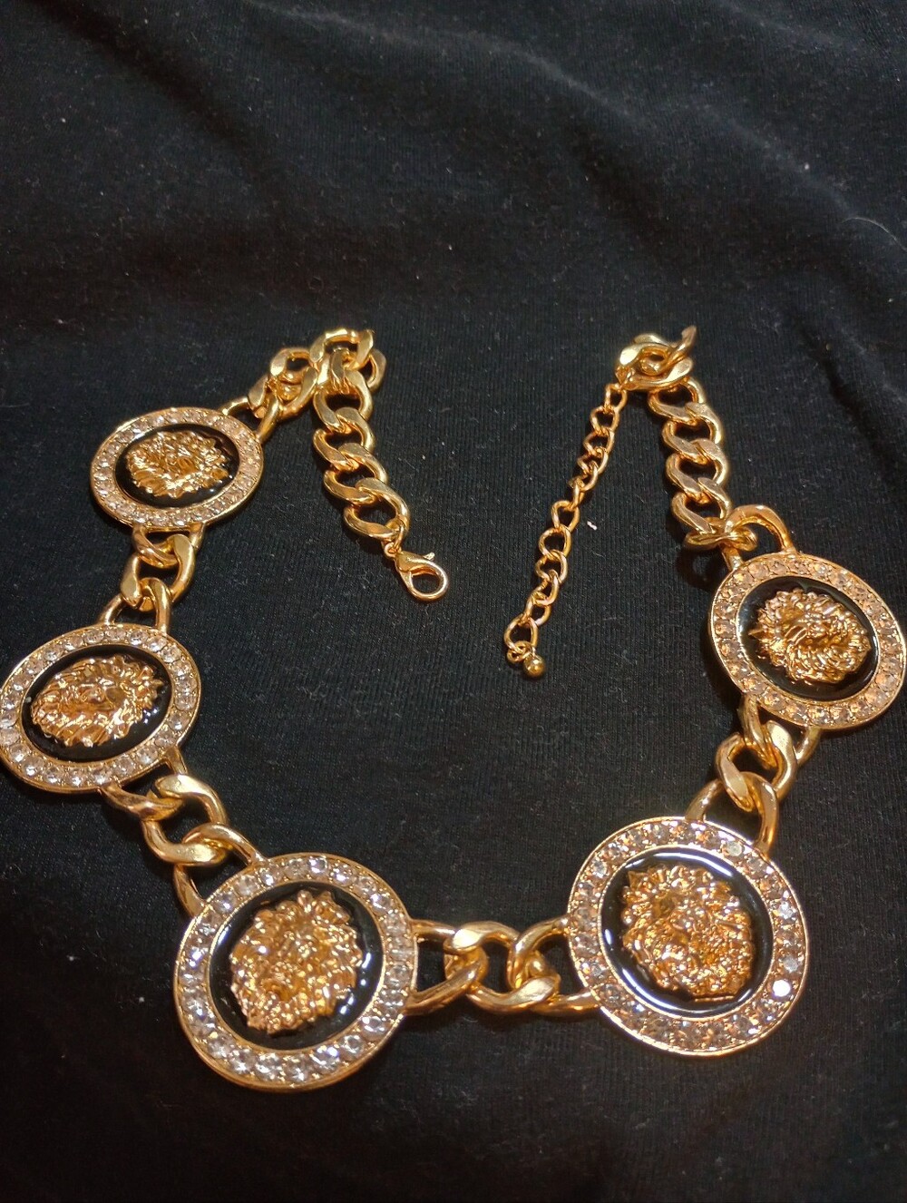 Lion Head's  Necklace Nice For A Gift Alone Or Add A Sweater.